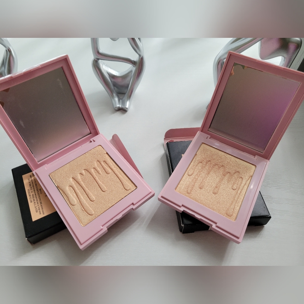 KYLIE ILUMINATING POWDER CHEERS DARLING - Picture 4 of 4